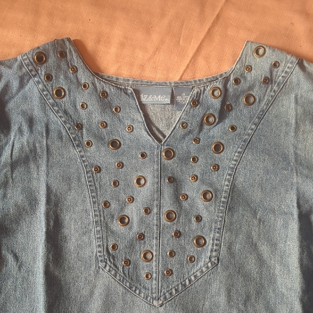Liz&Me Grommet Embellished Denim Top
